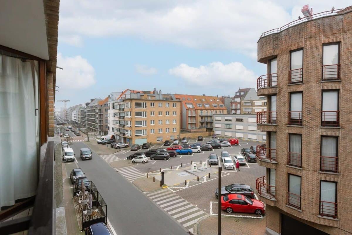 Huswell - Authentic Apartment With Terraces And Parking Knokke-Heist Exterior foto