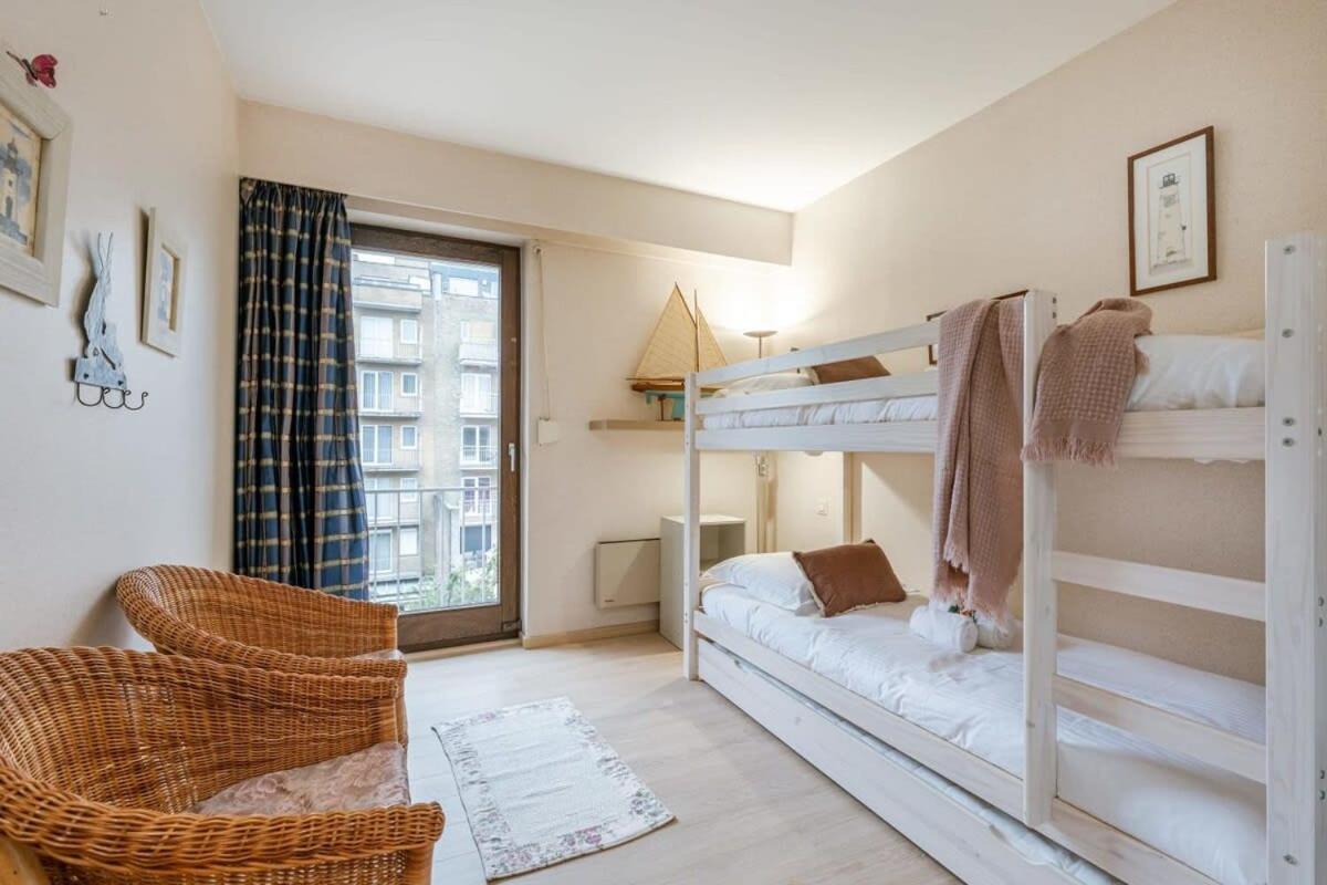 Huswell - Authentic Apartment With Terraces And Parking Knokke-Heist Exterior foto